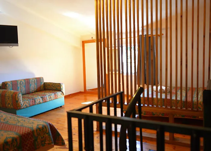 Oula Maisonettes Suites